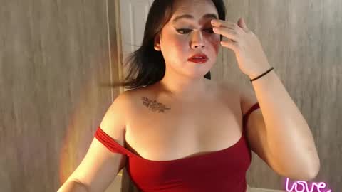 Snapshot of kellys_hot_assxx chatting on March 8, 7:42 pm KELLY MCDOLEN online show from March 8, 7:42 pm