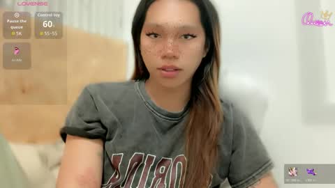 Kelly Smith online show from February 26, 8:41 pm