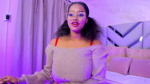 Kelly online show from December 7, 11:40 am
