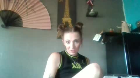 kellyy_marieee13 online show from June 19, 1:37 pm