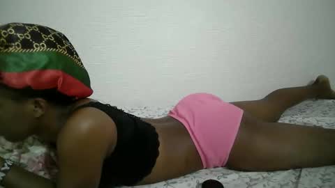 kelsy online show from April 1, 7:31 am