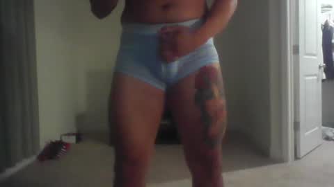 kelvinjvg online show from April 30, 2:40 am