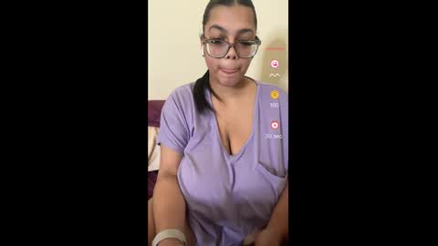 Snapshot of kelx0 chatting on December 16, 1:42 am kelx0 online show from December 16, 1:42 am