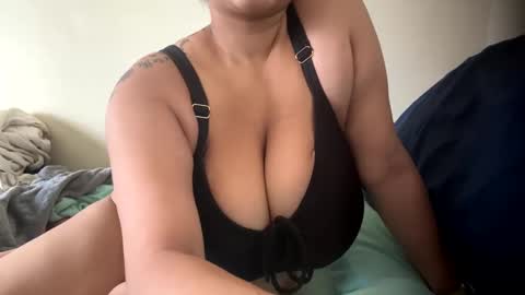 Snapshot of kelx0 chatting on January 21, 3:43 pm kelx0 online show from January 21, 3:43 pm