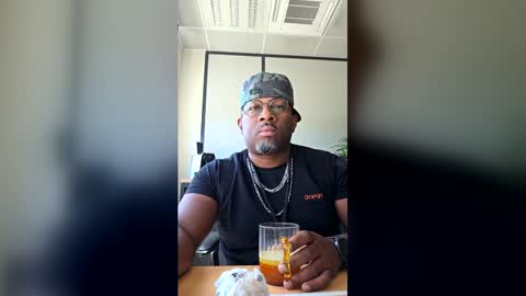 ken3897 online show from May 29, 10:57 am