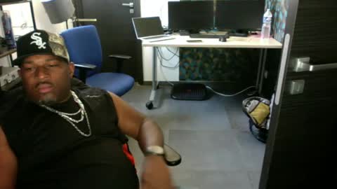 ken3897 online show from July 8, 11:26 am