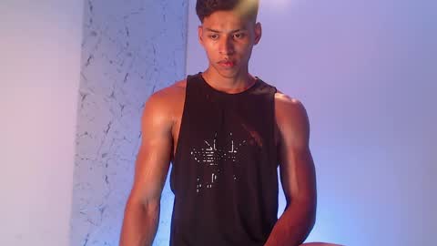 ken__owensx online show from April 17, 10:35 pm