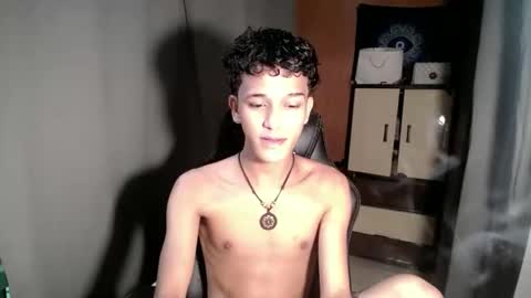 Snapshot of ken_bigcockxx chatting on November 13, 2:49 pm Ken online show from November 13, 2:49 pm