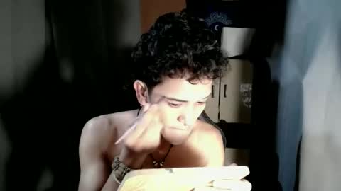 Snapshot of ken_bigcockxx chatting on November 17, 3:18 pm Ken online show from November 17, 3:18 pm