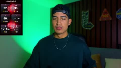 Snapshot of ken_blaker chatting on October 30, 9:11 am ken_blaker online show from October 30, 9:11 am