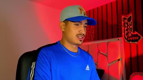 Snapshot of ken_blaker chatting on December 1, 10:59 pm ken_blaker online show from December 1, 10:59 pm