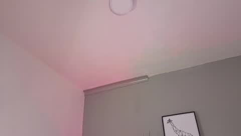 Snapshot of ken_boy_ chatting on October 28, 11:47 am online show from October 28, 11:47 am