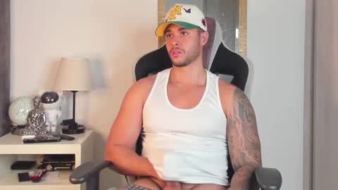 ken_mailik online show from October 8, 9:56 pm