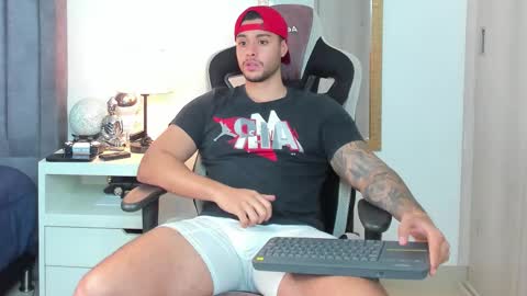 ken_mailik online show from October 24, 5:04 am