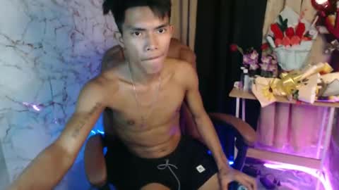 ken_minjun online show from March 5, 7:37 am