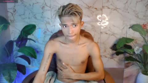 ken_minjun online show from July 19, 11:14 am