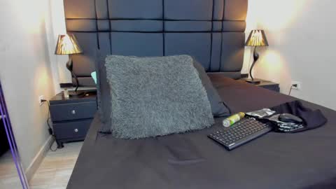 Ken Smith online show from January 22, 12:59 am