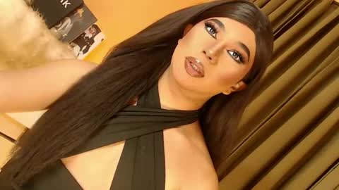 Ebony online show from October 14, 6:52 pm