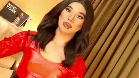 Ebony online show from October 30, 7:25 pm