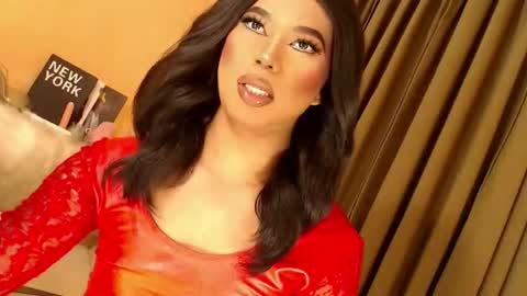 Ebony online show from November 5, 7:03 pm