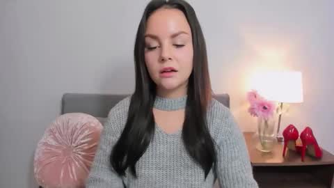 Snapshot of kendaldaisy chatting on December 6, 5:22 pm KendalDaisy online show from December 6, 5:22 pm