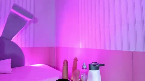 Kendall no Jenner  online show from April 13, 3:01 am