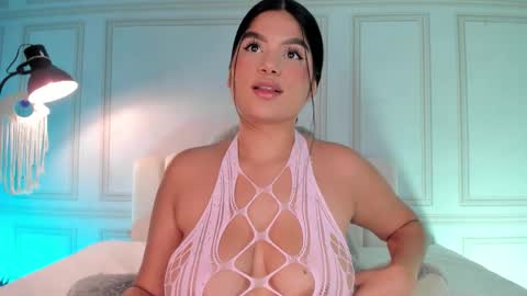   online show from November 3, 10:38 am