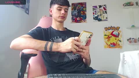 kendall ross online show from February 18, 6:47 pm