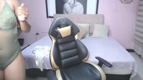 kendall_rossii_ online show from December 21, 3:46 am