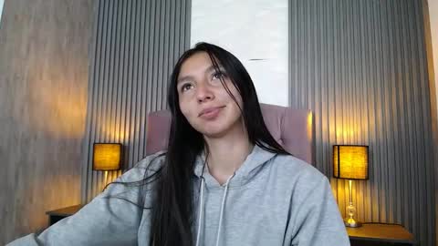 kendall_saenz online show from March 5, 7:49 pm