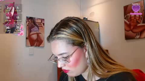 Snapshot of kendallclark03 chatting on February 28, 5:04 am kendall online show from February 28, 5:04 am