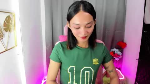 KENDAL online show from November 3, 4:58 am