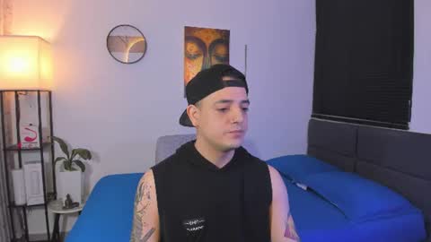 kendel_dimitri online show from June 26, 6:07 am