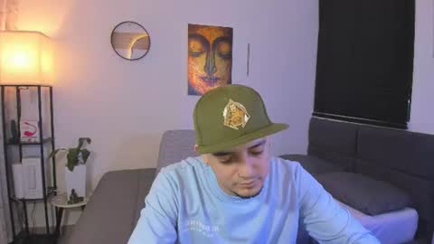 kendel_dimitri online show from July 21, 3:31 am