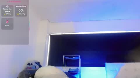 Kendra Bailey online show from April 6, 7:15 pm