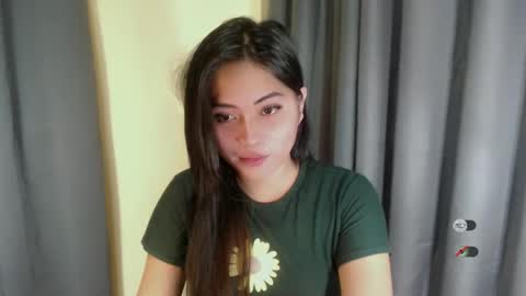 Snapshot of kendra_slut chatting on March 4, 10:16 pm K E N D R A online show from March 4, 10:16 pm
