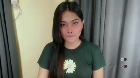 Snapshot of kendra_slut chatting on March 10, 6:56 pm K E N D R A online show from March 10, 6:56 pm