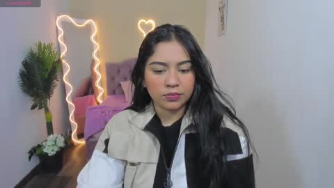 Snapshot of kendra_tay chatting on February 4, 3:22 am kendra online show from February 4, 3:22 am