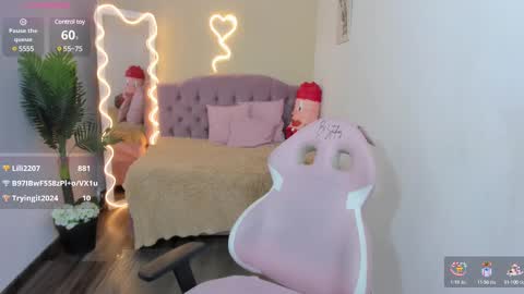 Snapshot of kendra_tay chatting on March 5, 6:12 am kendra online show from March 5, 6:12 am