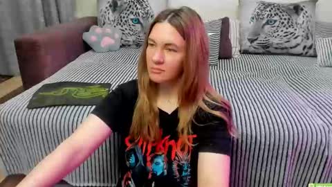 Kendra online show from March 3, 12:39 am