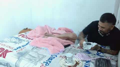 Kendra And Miller online show from April 9, 8:36 pm