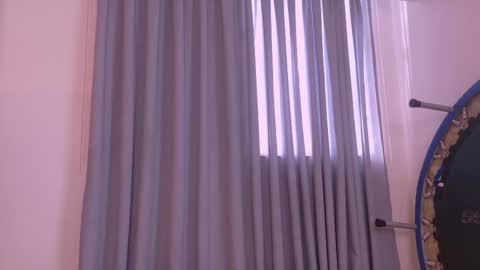 Snapshot of kendracollins_ chatting on September 26, 8:46 pm Kendra online show from September 26, 8:46 pm