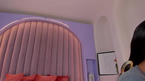 Snapshot of kendracollins_ chatting on October 4, 5:33 pm Kendra online show from October 4, 5:33 pm