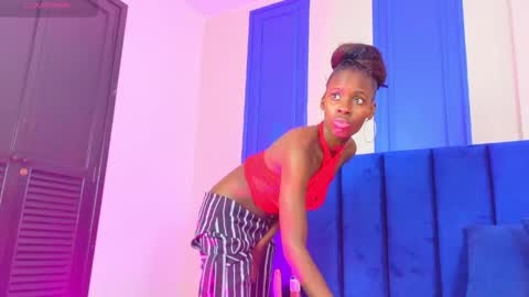 KENDRAFIRE CR online show from April 20, 11:46 am