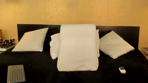 KENDRA online show from February 10, 1:57 am