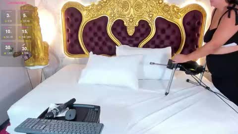 Kendral  online show from March 4, 4:29 am