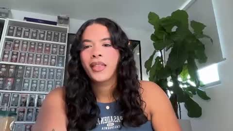 Hi Im kendra- onlyfans. isab2896 online show from June 28, 9:43 pm