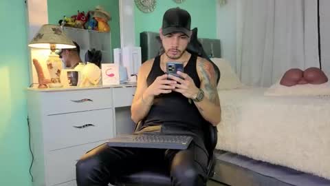 Chriss Morales online show from January 6, 12:58 am