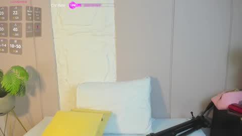 Kenia  online show from December 7, 12:45 pm