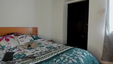 Kenia online show from February 2, 7:12 pm